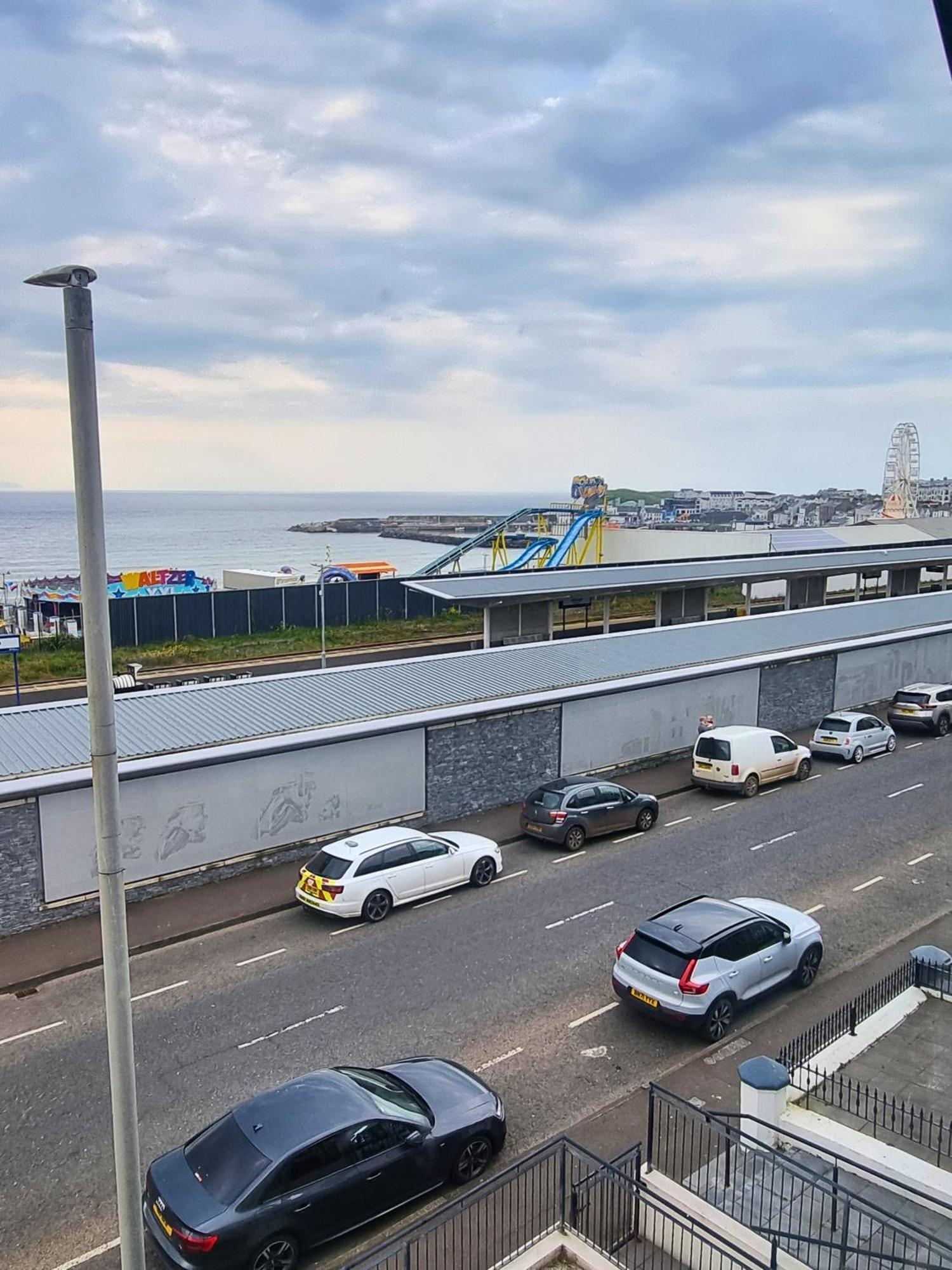 Apartmán 6 Golf Terrace - Portrush By The Sea Exteriér fotografie